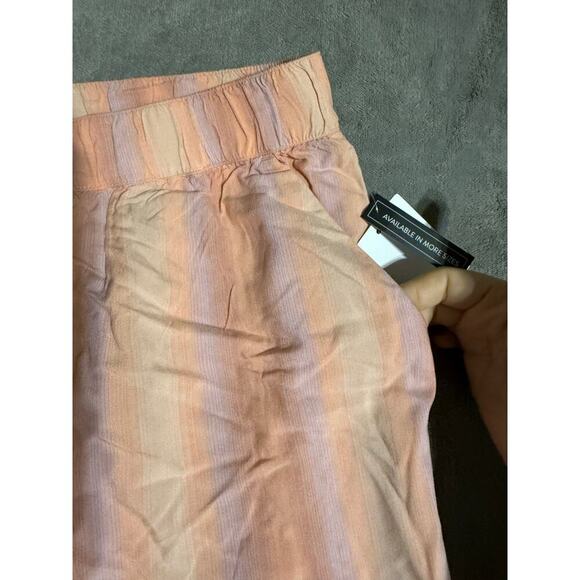 NWT BP. Nordstrom Size 3X Plus Size Women Shorts Flowy Pink Peach Striped 4” - Picture 4 of 9
